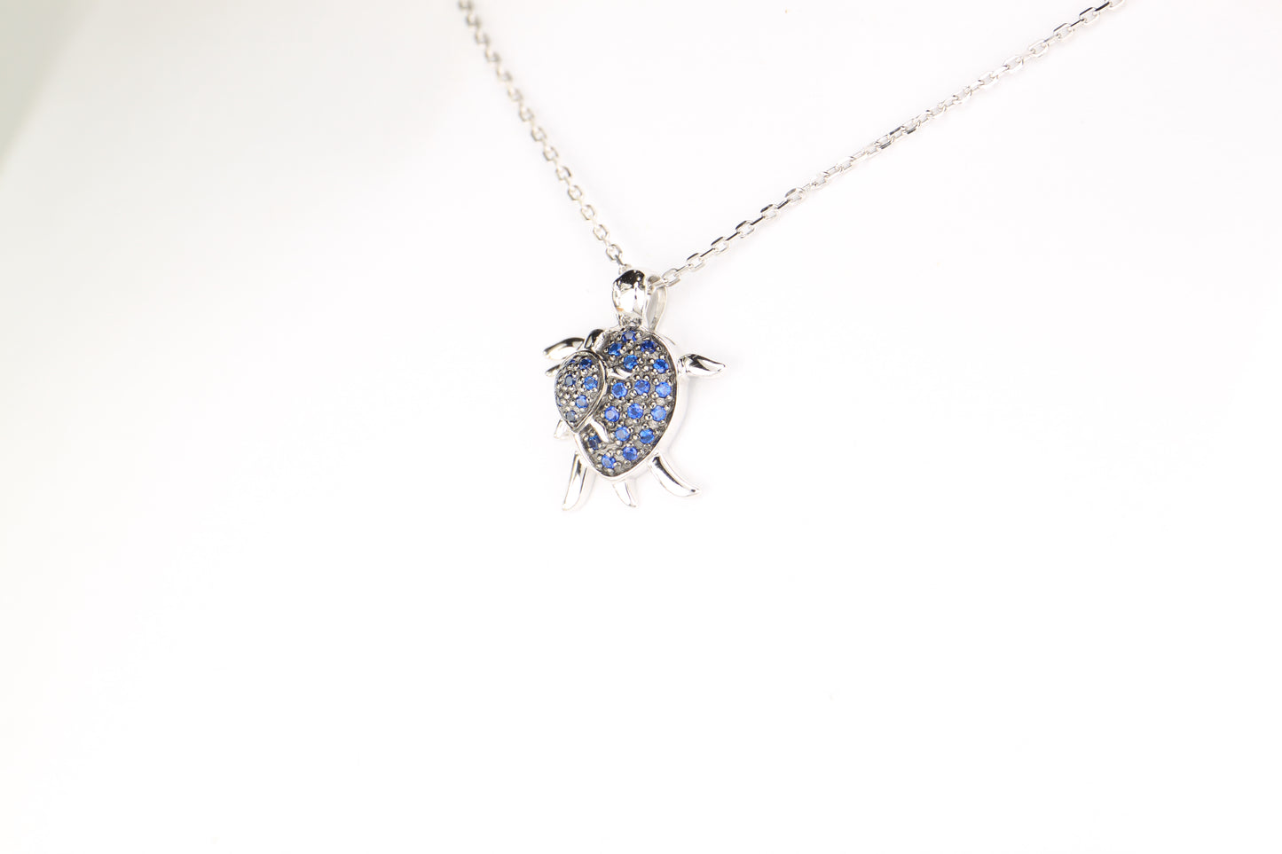 Sterling Silver Turtle Necklace